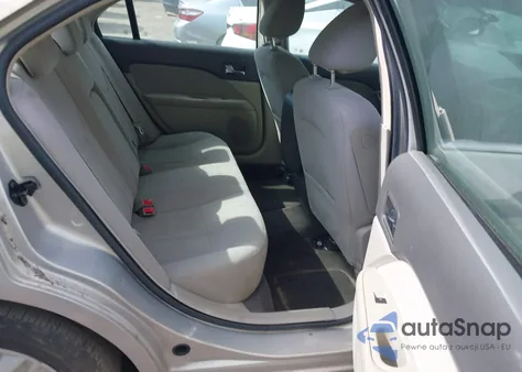 2010 Mercury Milan from USA, damaged, VIN 3MEHM0HA5AR644470